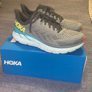 Hoka One One